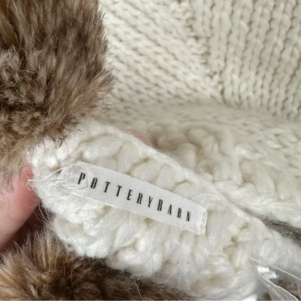 Pottery Barn White Chunky Knit Faux Fur Pom Pom Trim Throw Blanket 50”x60”